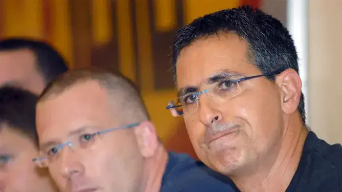 יעקב ג'ינו מאמן נבחרת העתודה מאוכזב גלעד כץ עוזר מאמן
