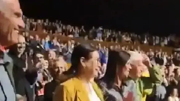 אסתר חיות הופעה הגבעטרון