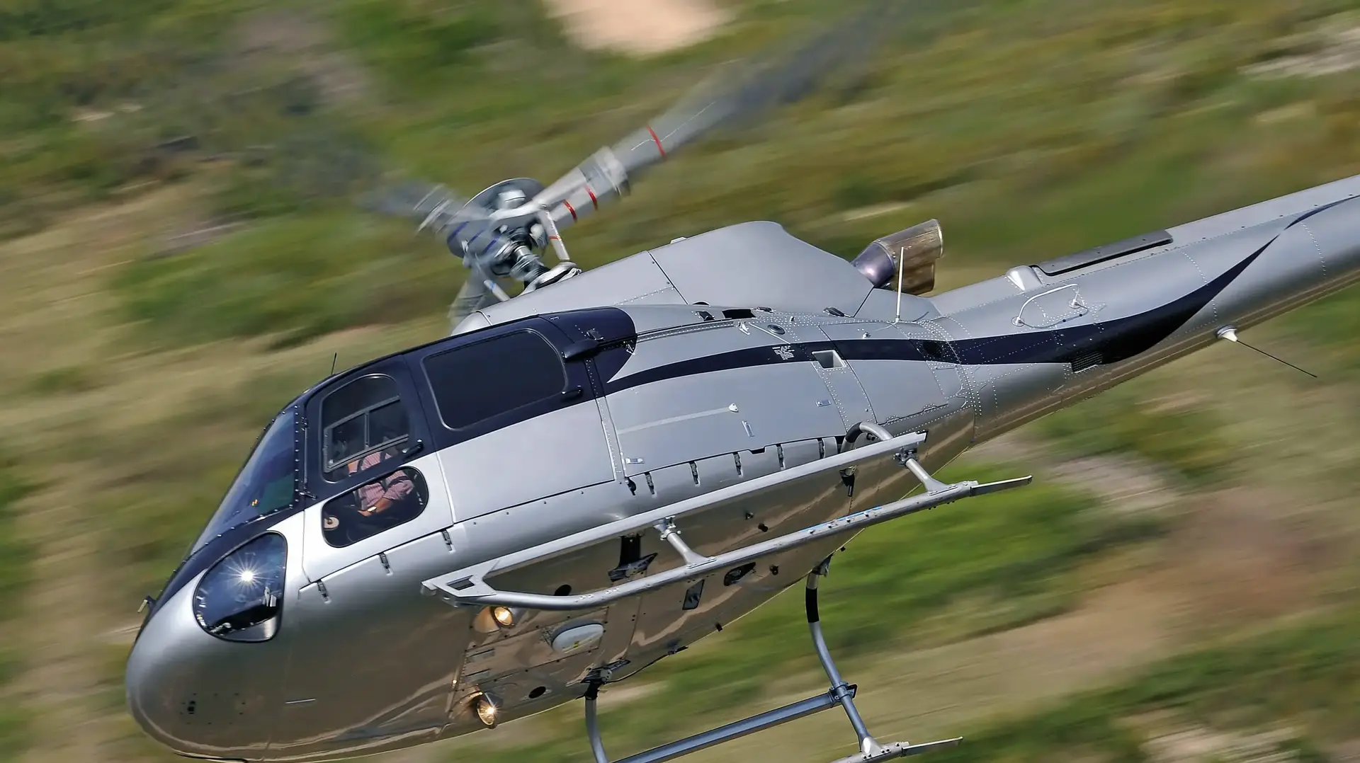 חברת המסוקים הבינלאומית AIRBUS HELICOPTERS בחרה ב-JETSETTER לשיווק בלעדי בישראל