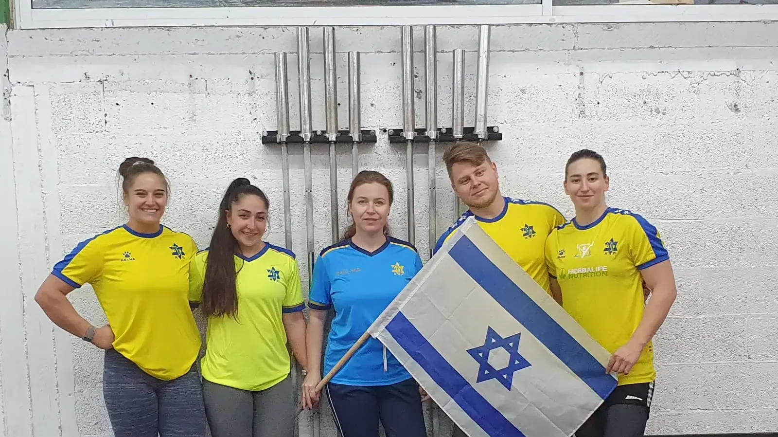 מימין ניקול רובנוביץ' סטאניסלב מזניצין ויקטוריה גלפנד מאי חזן וסיליה גולד