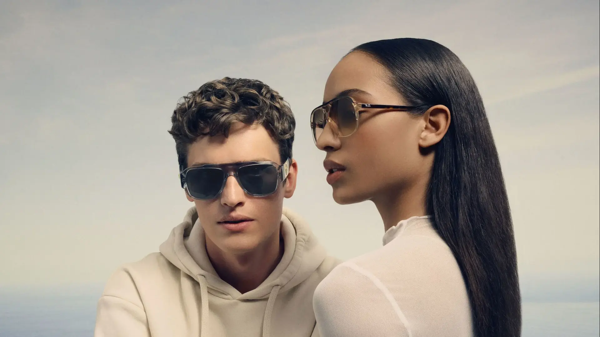sunglass hut