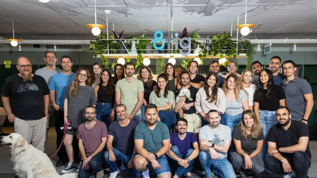 עובדי 8fig