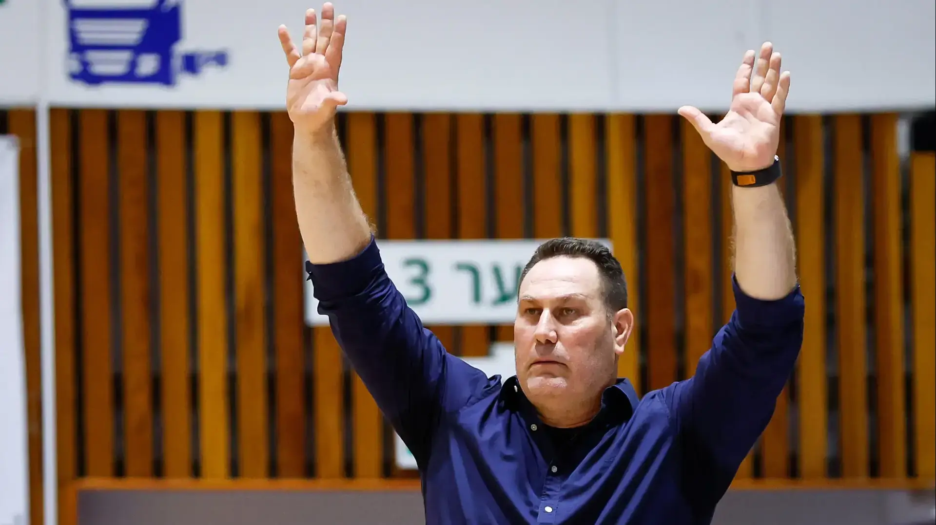 גיא גודס, מאמן הפועל חולון
