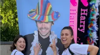 אליאנה תדהר ויעל אלקנה בהופעה של הארי סטיילס