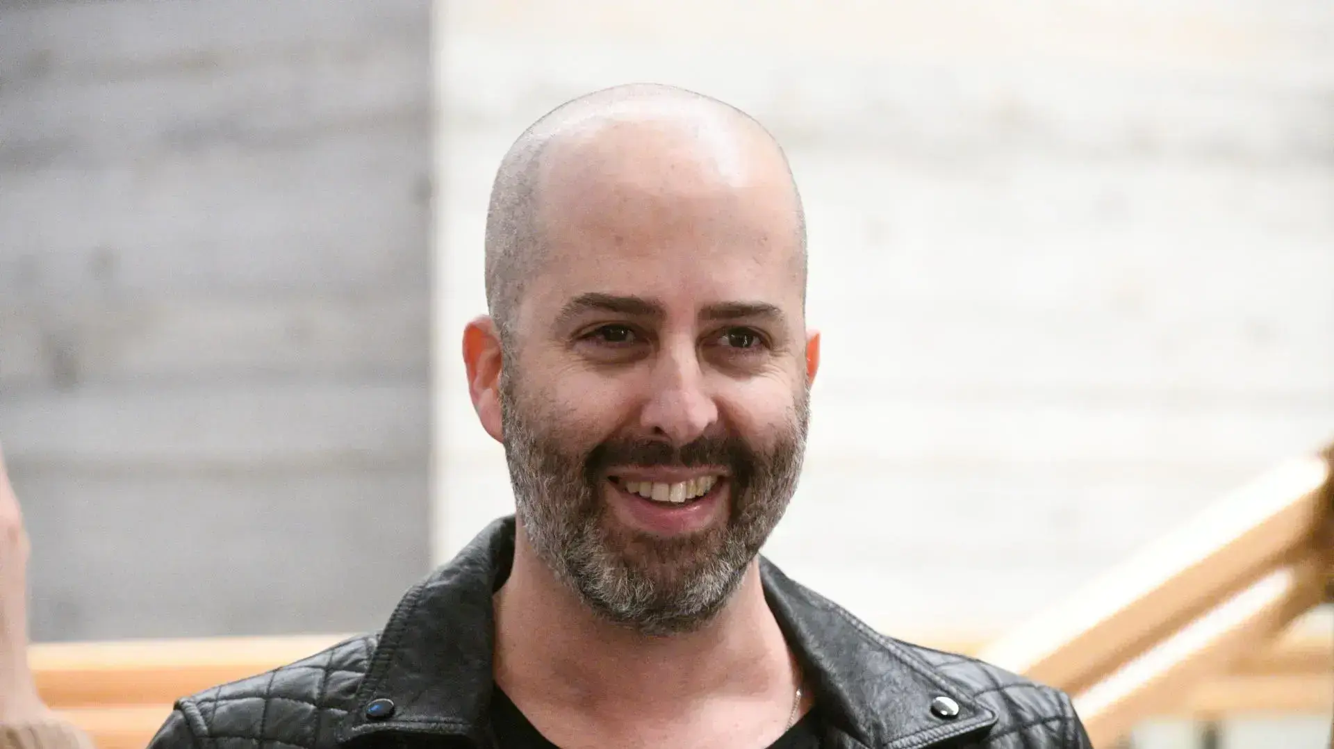 עילי בוטנר בפרזנטציה למחזמר "לעבור את הקיר" בתיאטרון בית ליסין, 29 בדצמבר 2021