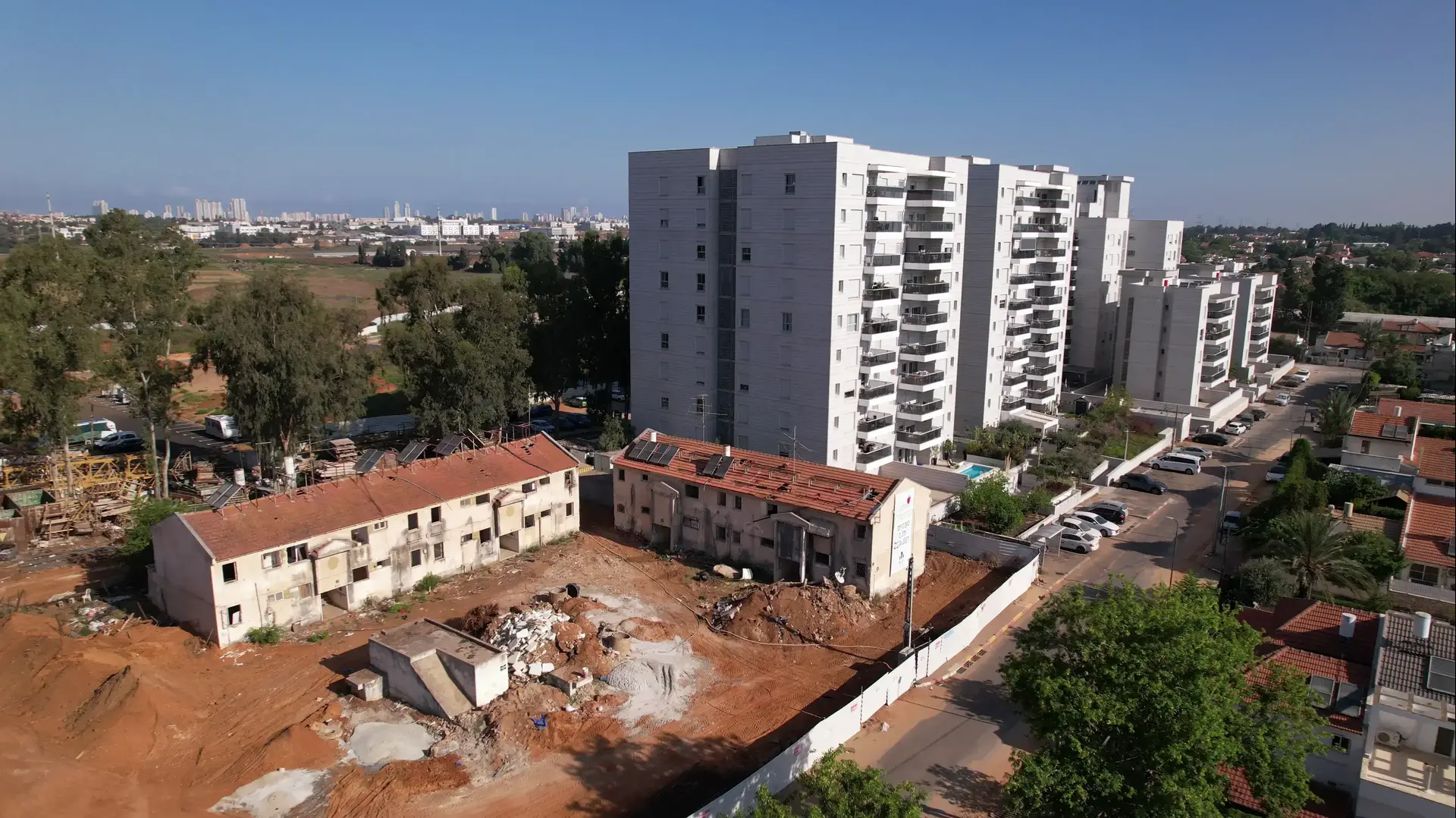 קדימה-צורן