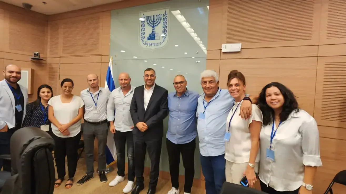 צוות ההסתדרות בישיבת ועדת העבודה והרווחה בכנסת