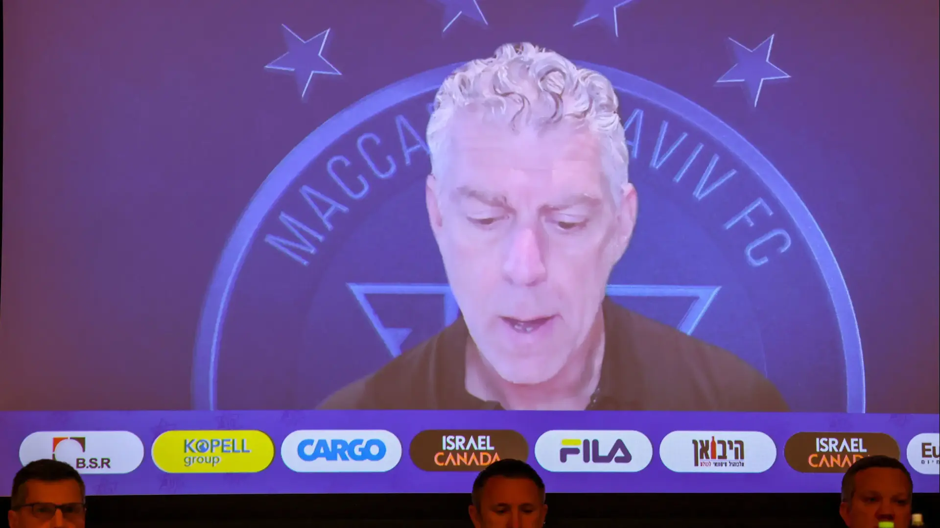 מיטש גולדהאר במסיבת העיתונאים