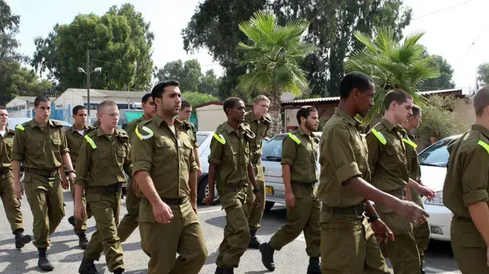 מתגייסים חדשים בבקו"ם, תל השומר