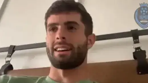 כריסטיאן פוליסיץ' עורך ריאיון כריסטיאן פוליסיץ' עורך ריאיון
