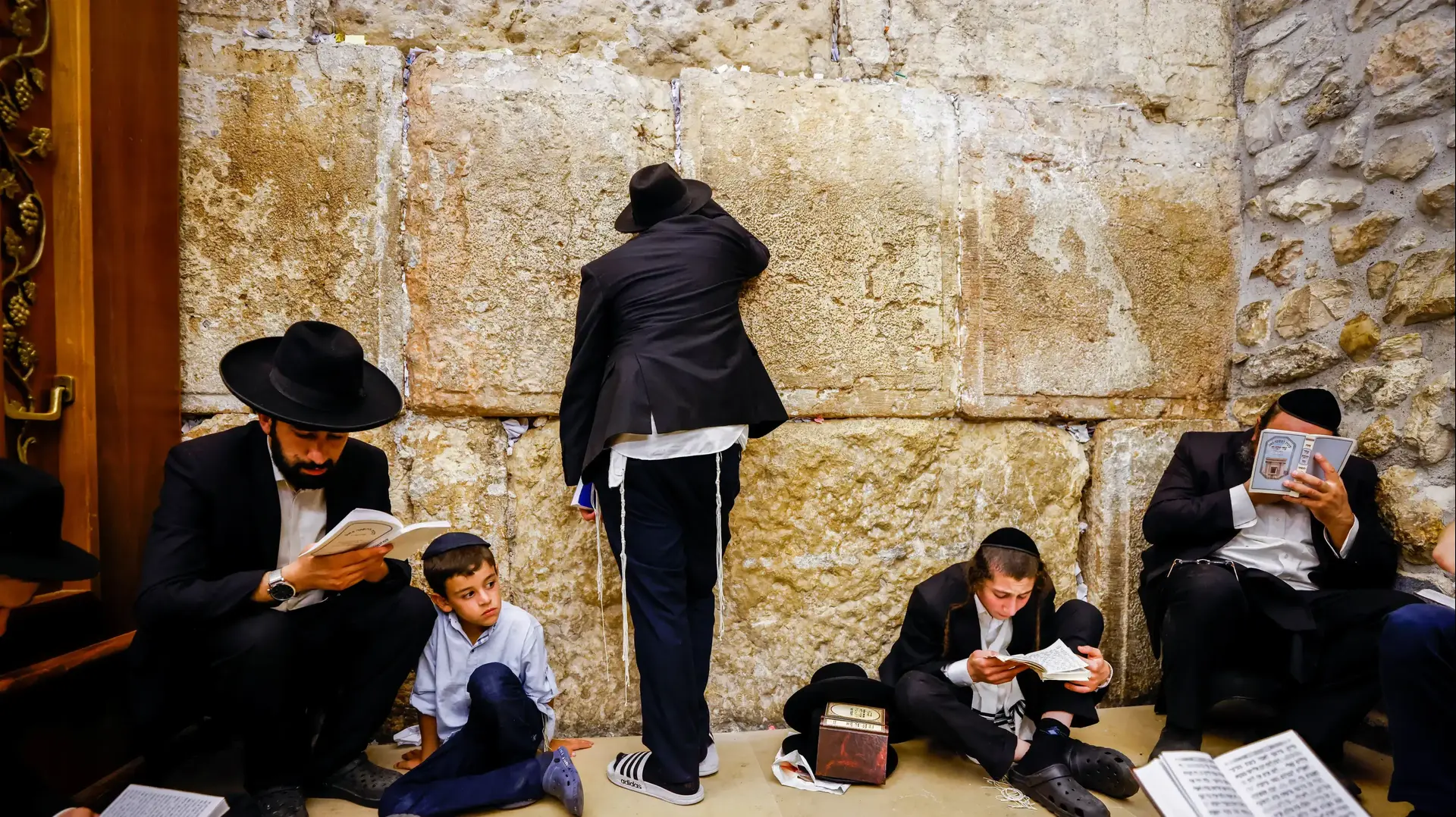 תשעה באב, הכותל המערבי