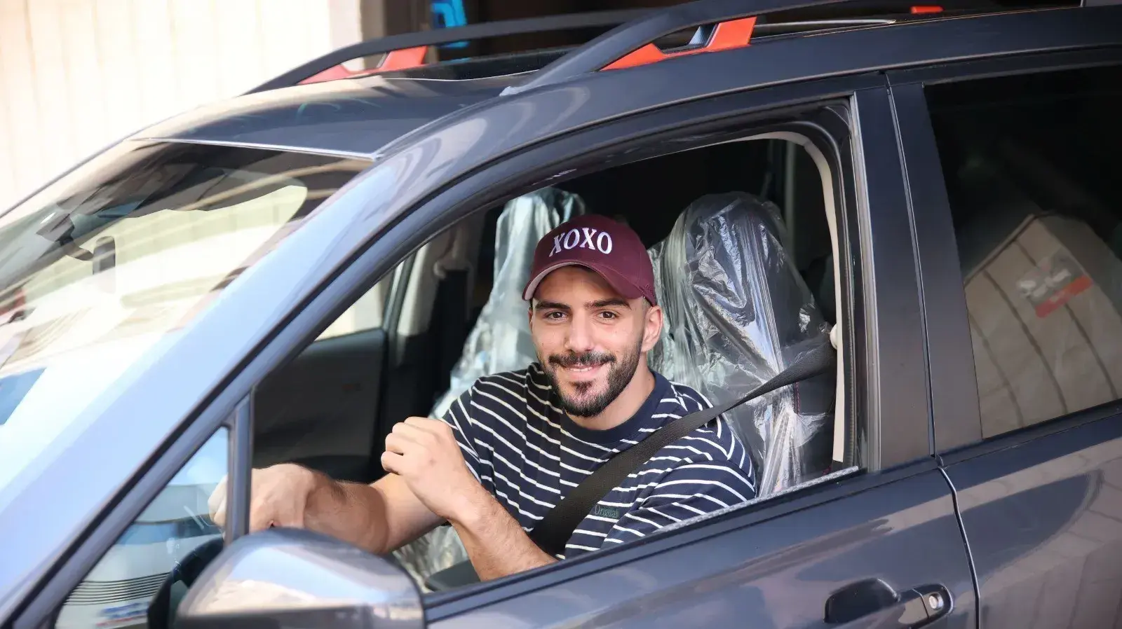 יוגב מלכה מקבל את הרכב שזכה בו
