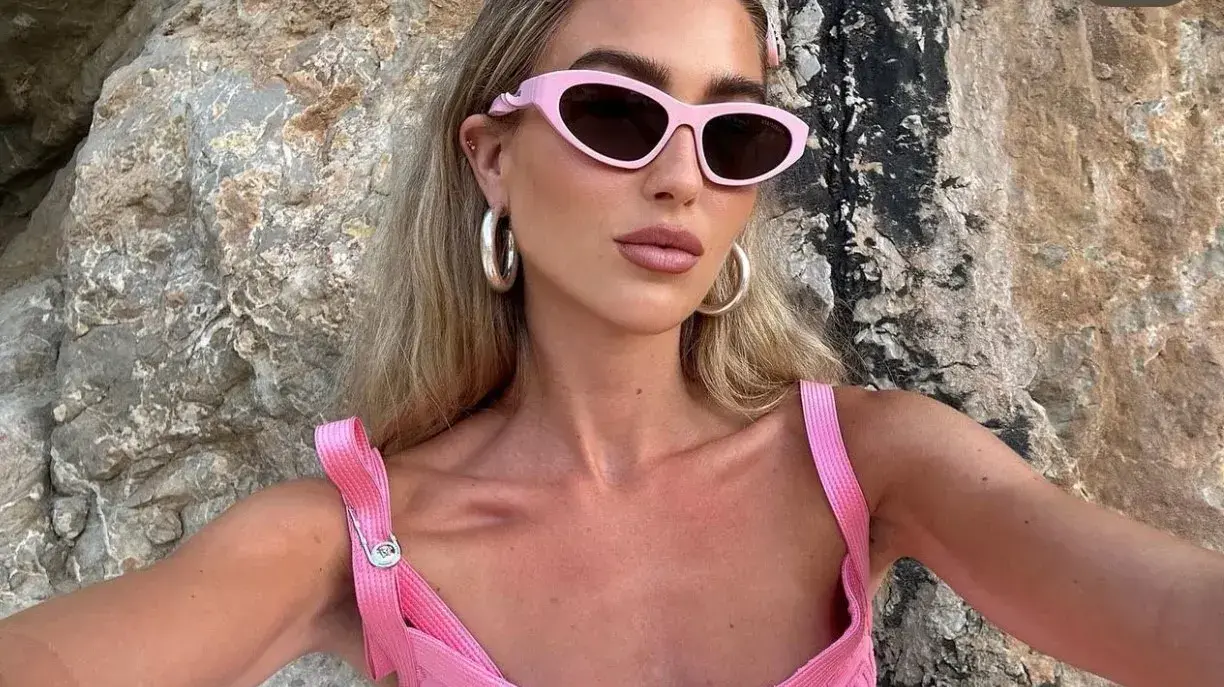 אמילי סינדלב אמילי סינדלב