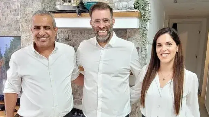 תמיכה גורפת באורן חזן לראות אריאל