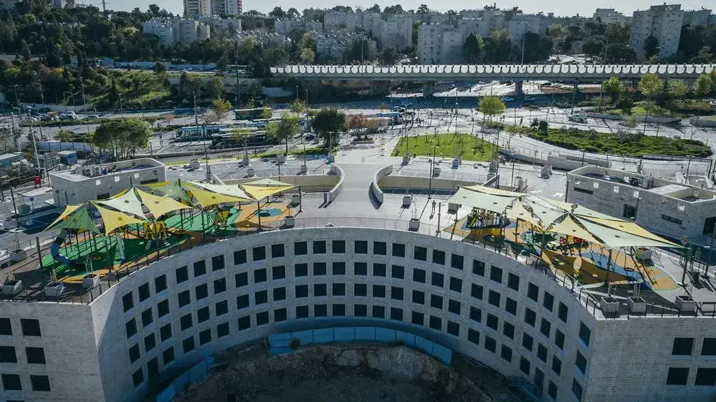 חניון נחל צופים חנה וסע צומת הגבעה הצרפתית ירושלים