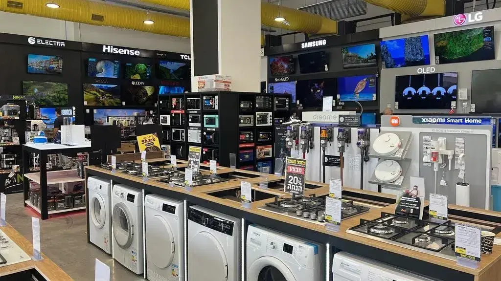 חנות מחסני חשמל החדשה שנפתחה הבוקר (27.8) באשדוד