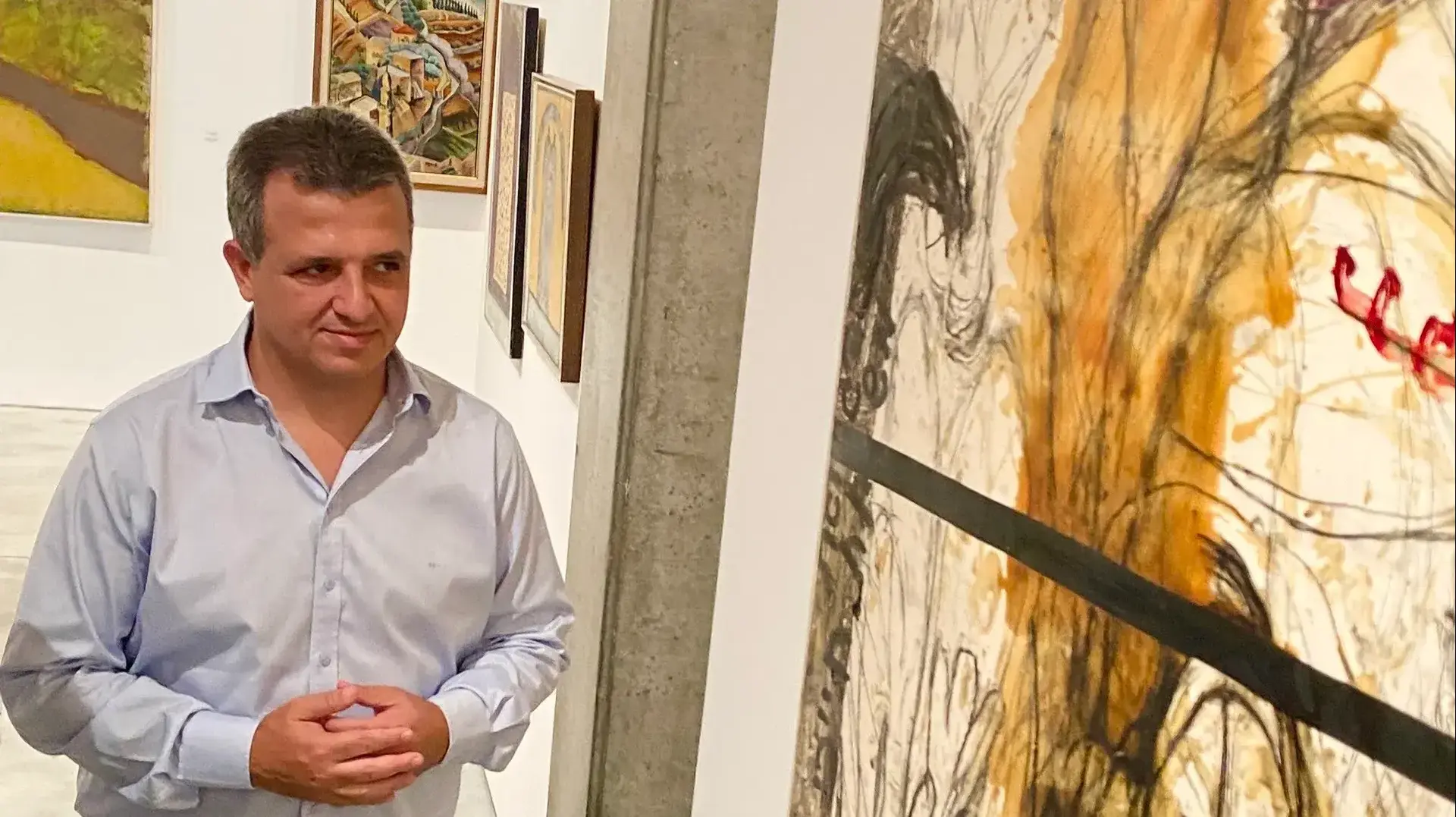 ראש עיריית רמת גן, כרמל שאמה הכהן, בפתיחת התערוכה "בארץ אהבתי" במוזיאון רמת גן, 3 בספטמבר 2023
