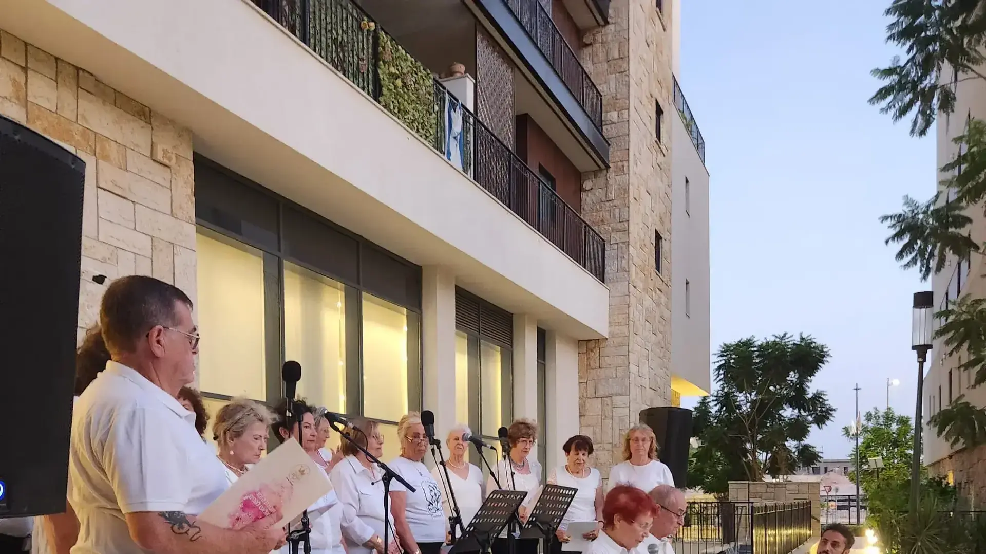 חבורת הזמר של פאלאס דיור מוגן