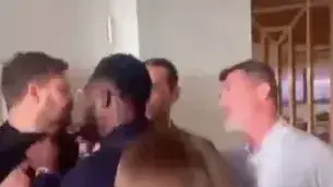 רוי קין, מיקה ריצ'רדס רוי קין, מיקה ריצ'רדס