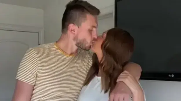 ניק וטיילי ווטרס, זוג נשוי שגילה שהם בני בני דודים