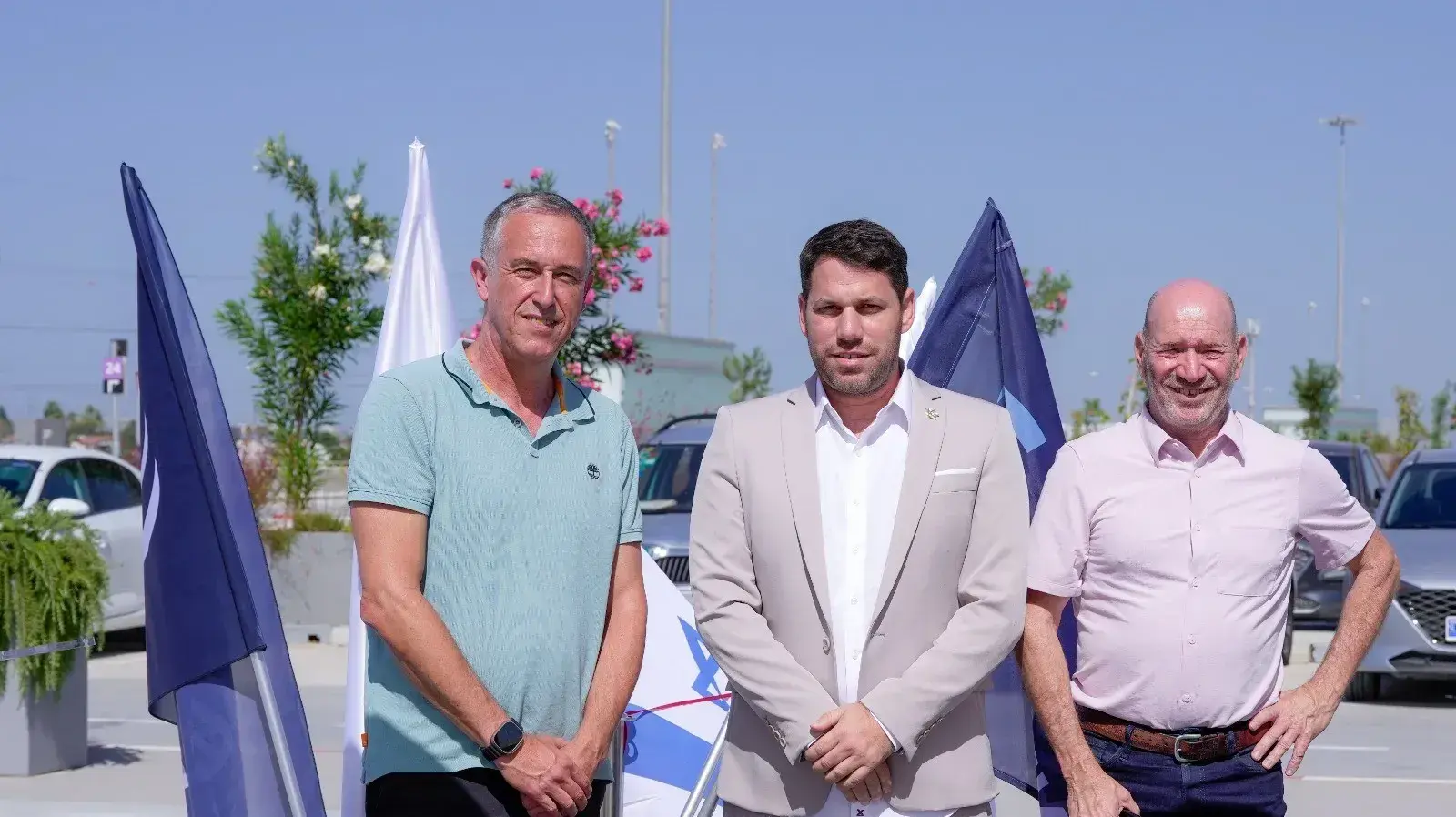 מנכ"ל קבוצת שפיר הנדסה, ישראל שפירא, מנכ"ל משרד התחברוה, משה בן זקן ומנכ"ל חוצה ישראל, דן שנבך