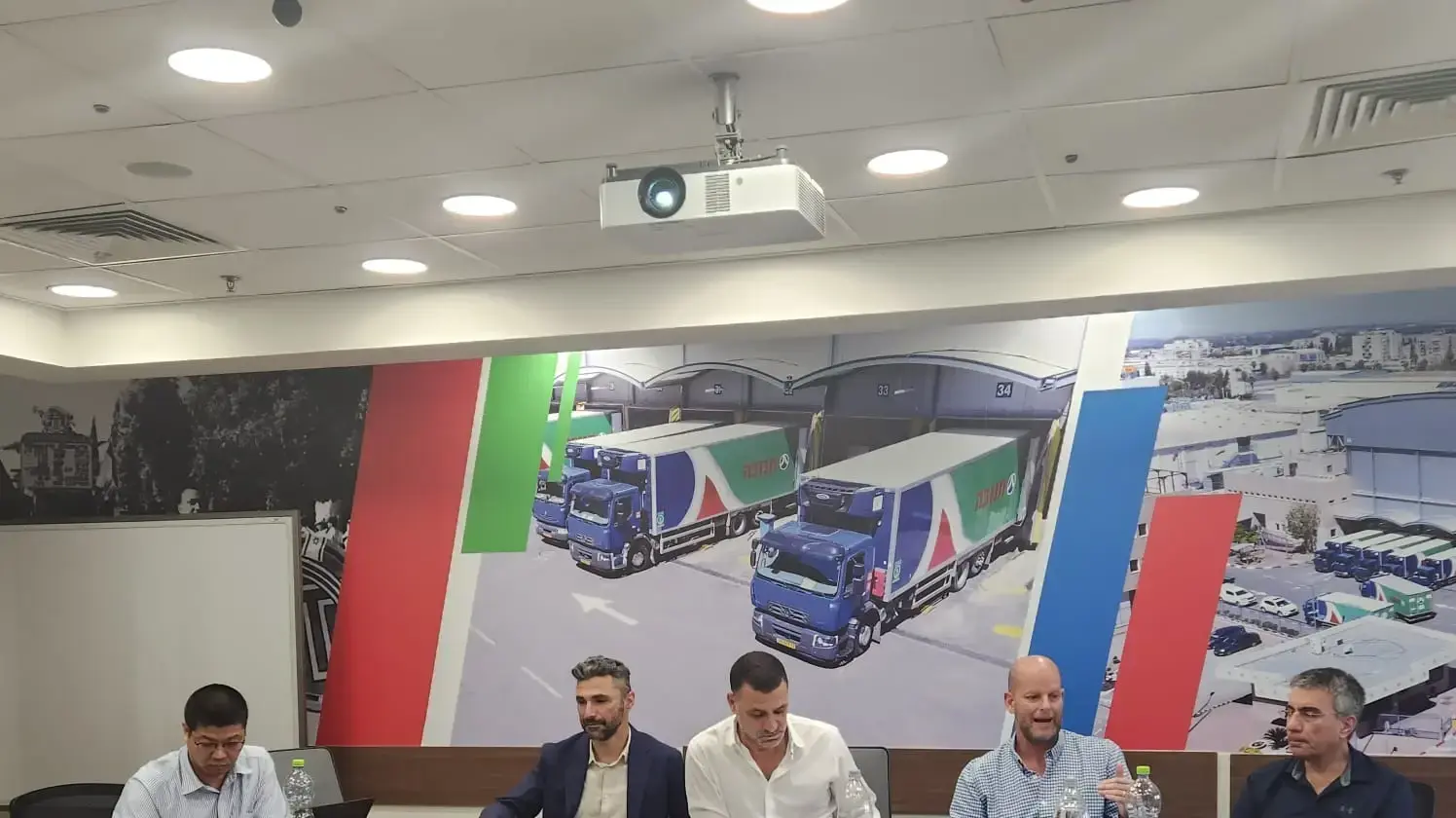 ישיבת דירקטוריון תנובה בבאר טוביה