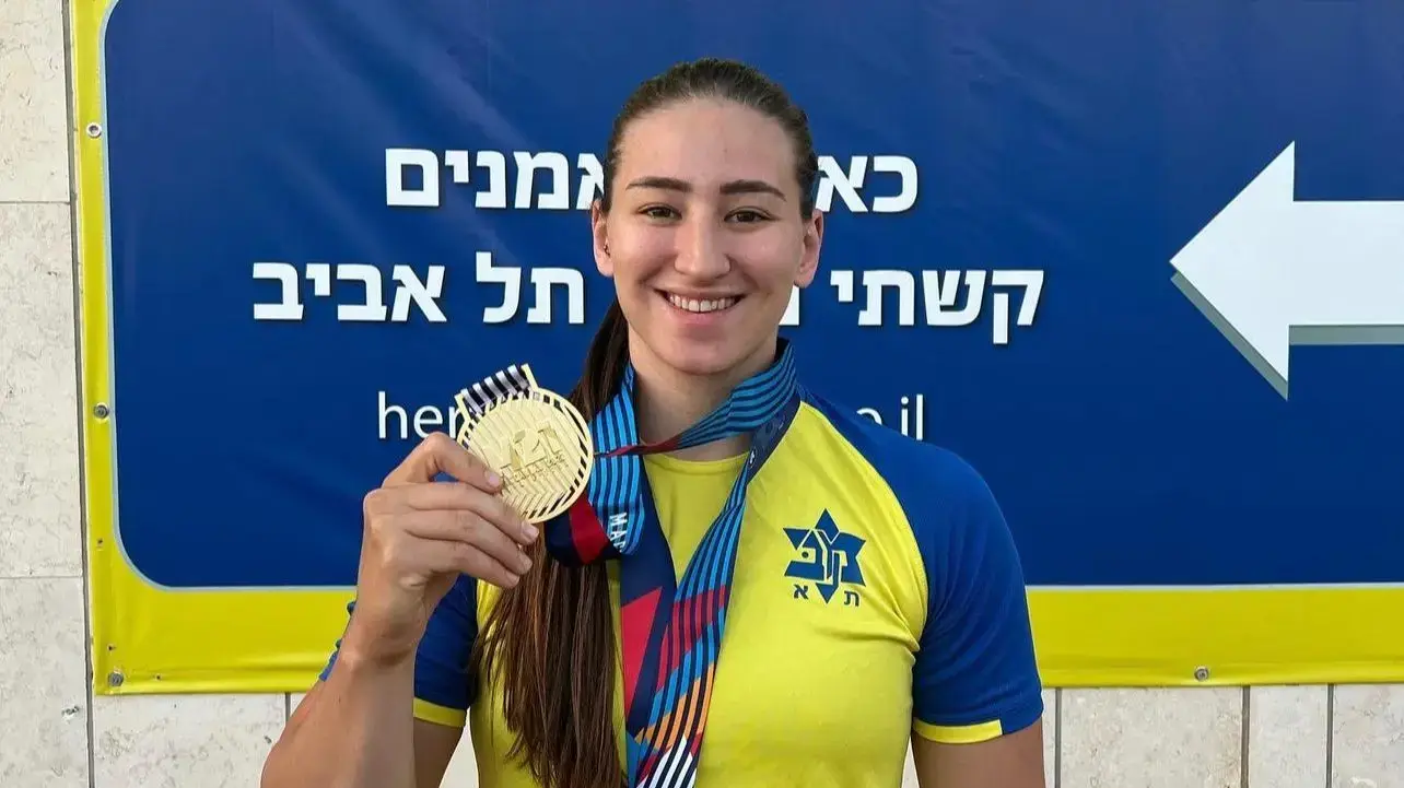 ניקול רובנוביץ', מכבי תל אביב ניקול רובנוביץ', מכבי תל אביב