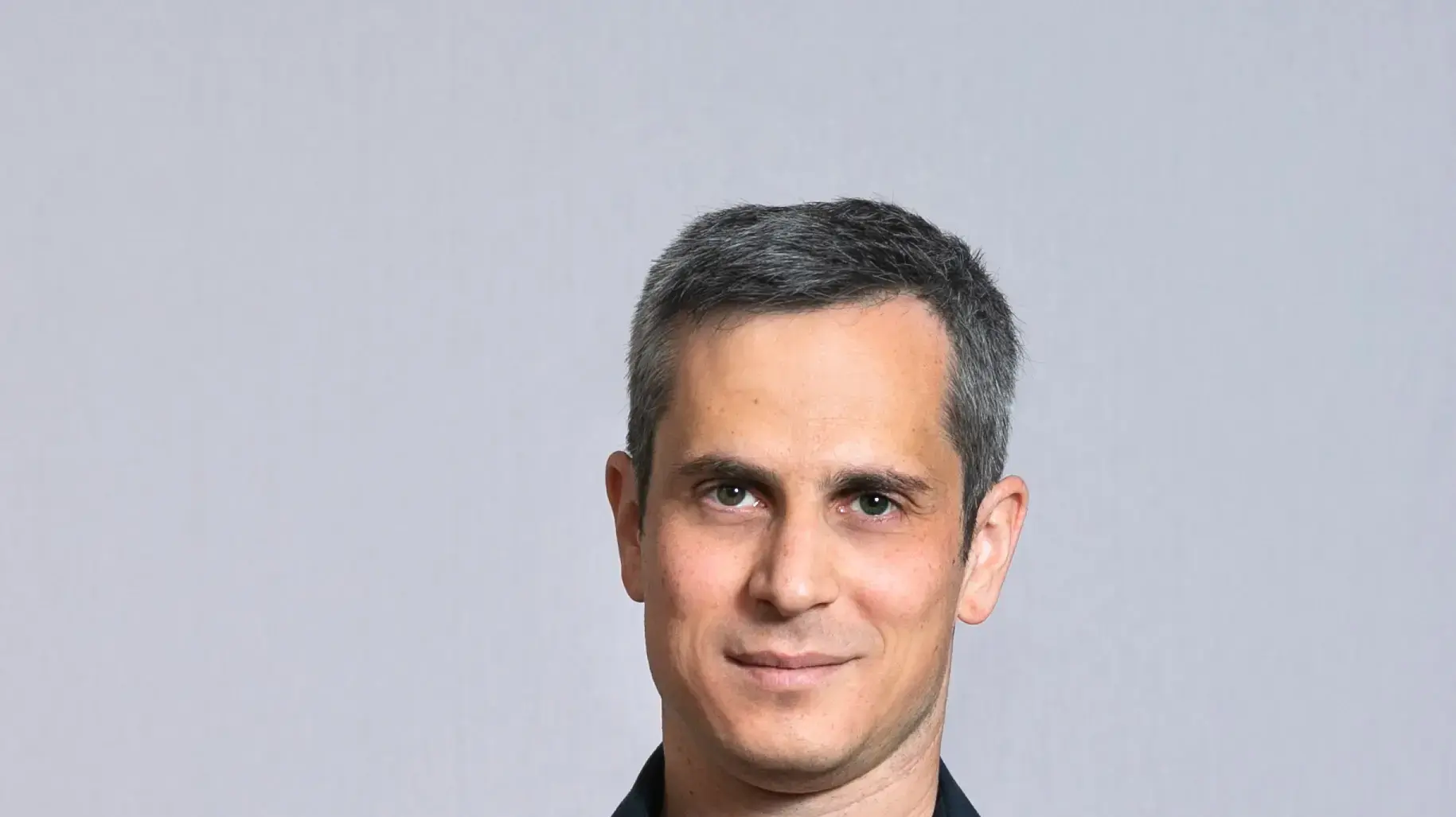 הסופר יואב בלום