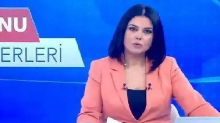מגישה טורקיה פוטרה בגלל כוס של סטארבקס