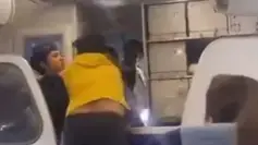 נוסע מכה טייס שהודיע על עיכוב בטיסה נוסע מכה טייס שהודיע על עיכוב בטיסה