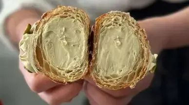 קרואסון של קונדיטוריה דלאל, נווה צדק, תל אביב