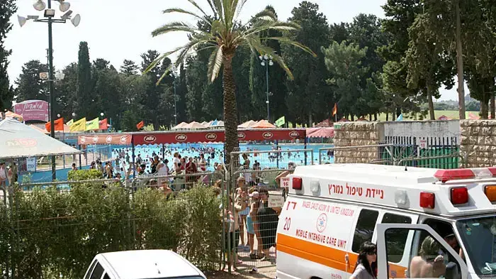 ניידת טיפול נמרץ במימדיון