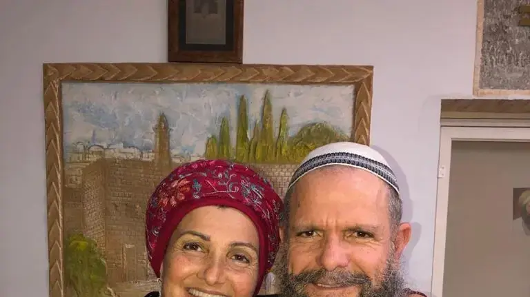 תמר ומשה כהן שעשו אומנה על 175 ילדים