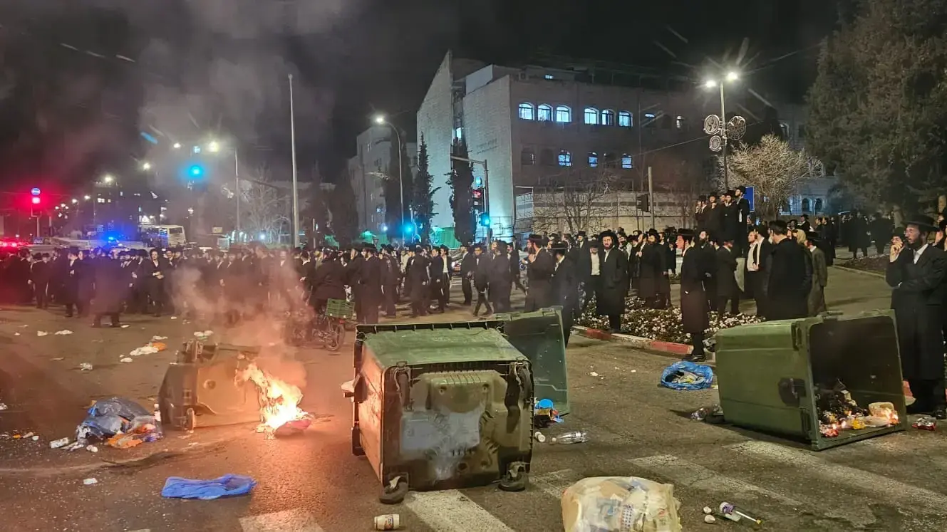 הפגנת חרדים נגד נתיחת גופה בירושלים. 9 בפברואר 2024