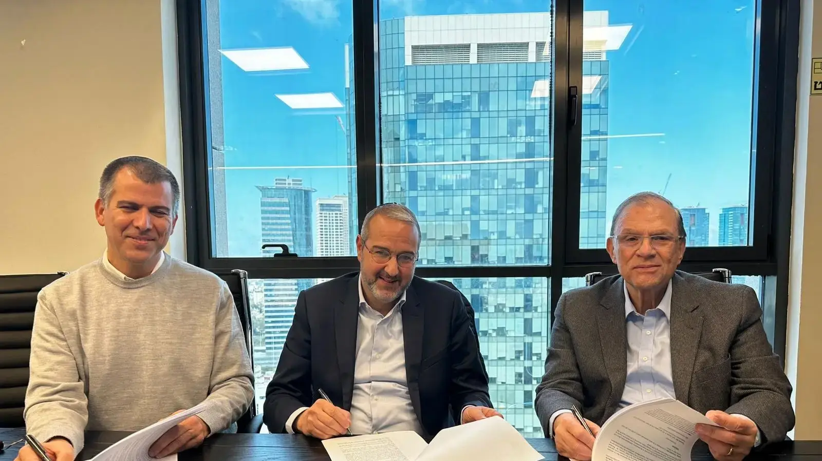 מימין לשמאל: אלברטו גורפינקל, יואן קדוש, עמיר לייבוביץ