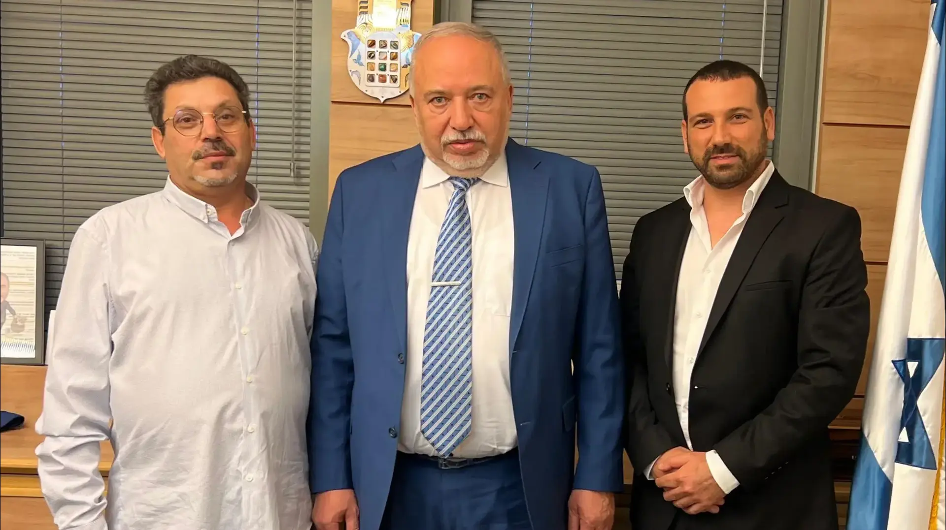 אביגדור ליברמן מודיע על תמיכה בשי קינן בחולון