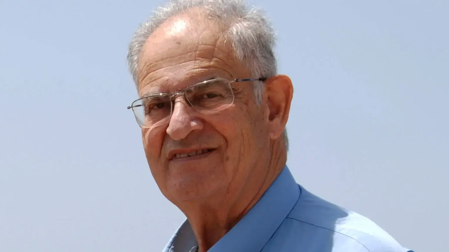 עוזי פלד