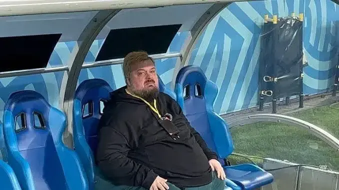 וסילי אוטקין, פרשן כדורגל רוסי