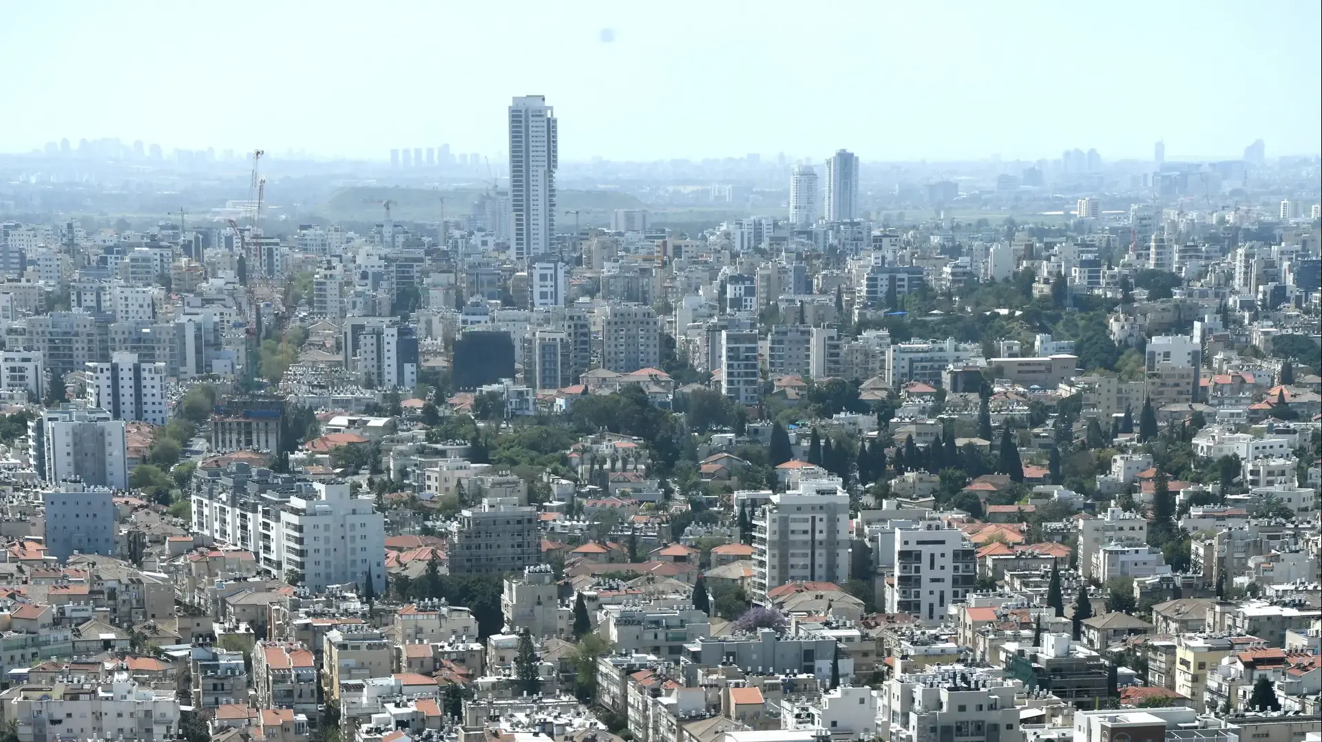 בניינים במרכז בני ברק