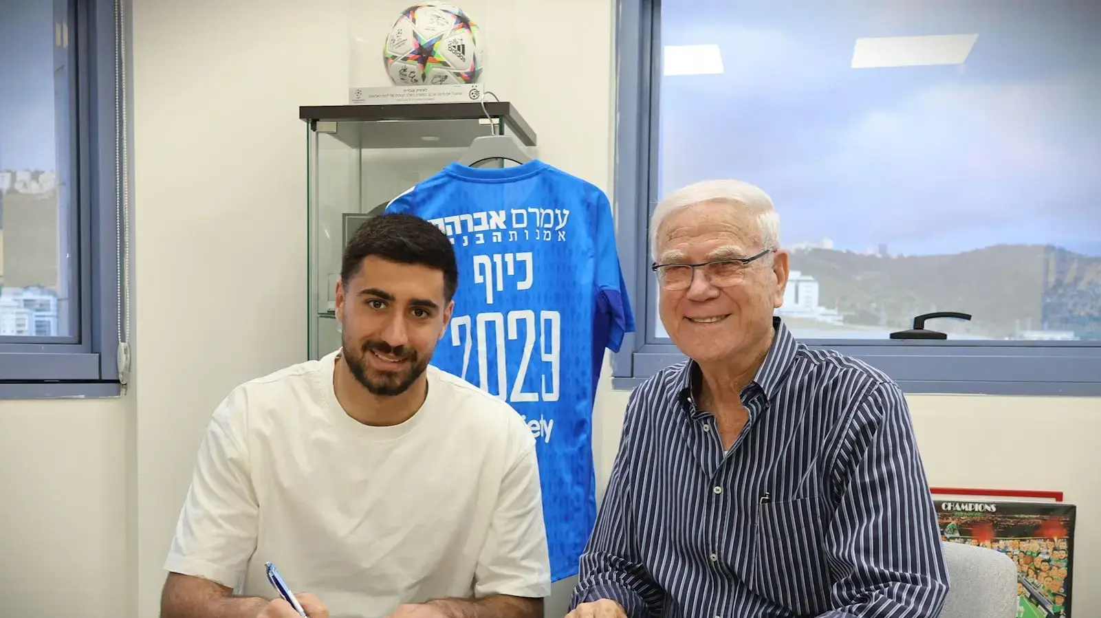 שריף כיוף, שוער מכבי חיפה מאריך חוזה