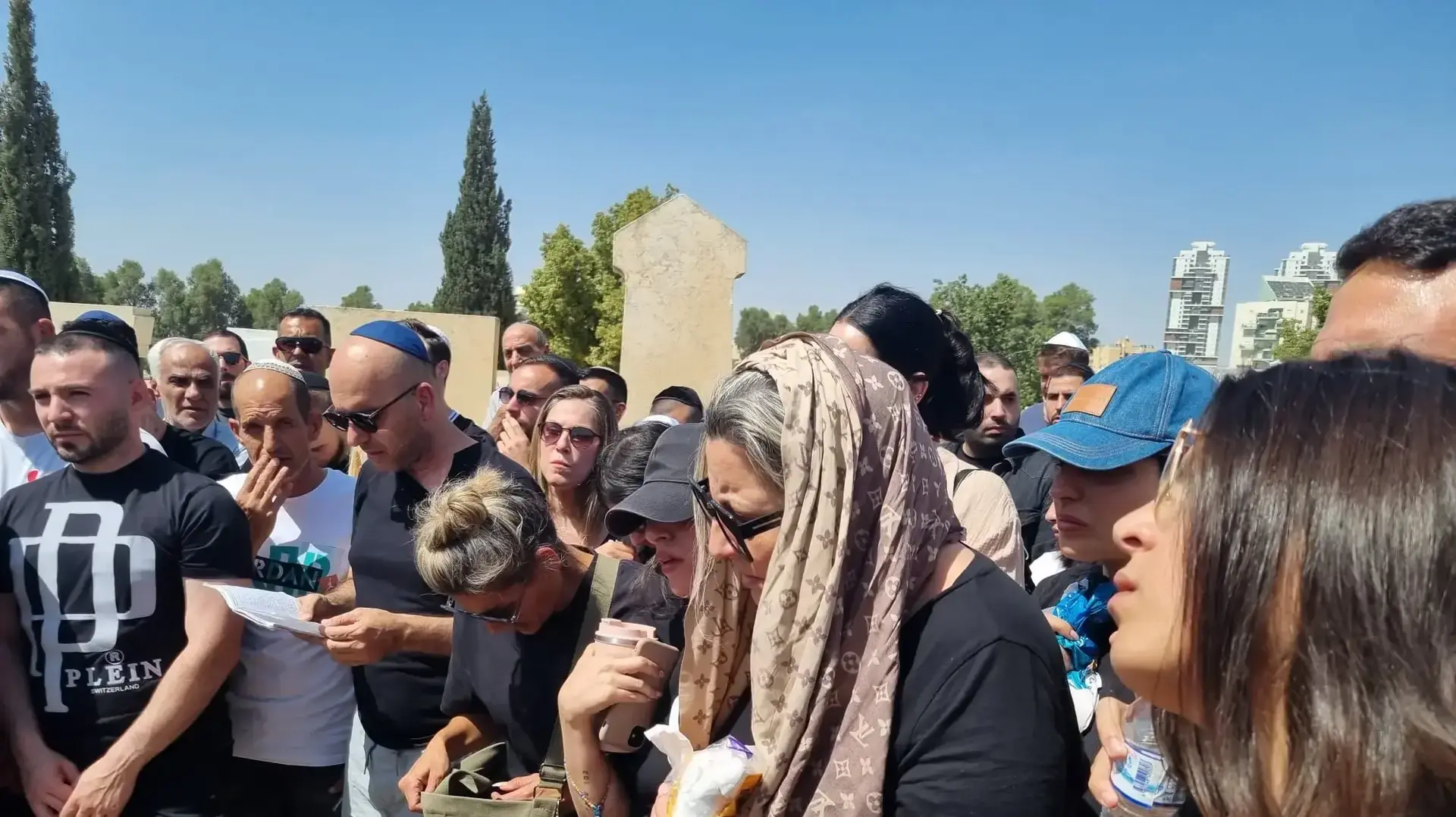 הלווייתו של שלום אביטן