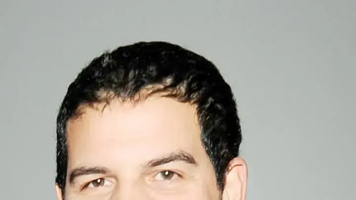 אדמונד ספרא, איש העסקים המעוניין לרכוש את הפועל תל אביב