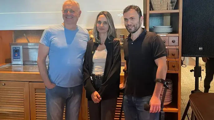 נועם גרשוני סיון וקנין ותמיר גורן