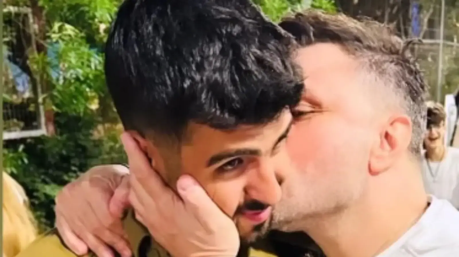 הסטורי של טילטיל עם בנו הלוחם