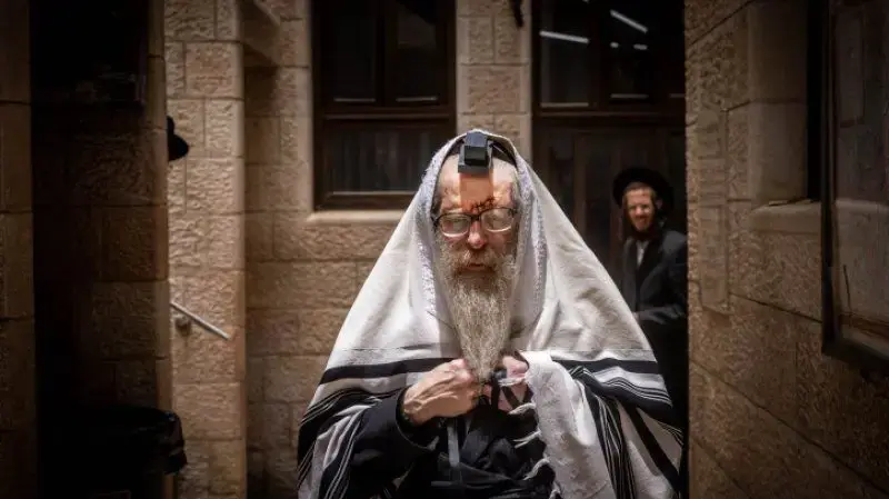 אברהם קרויזר, שהוטח בידי שוטר בהילולה במירון