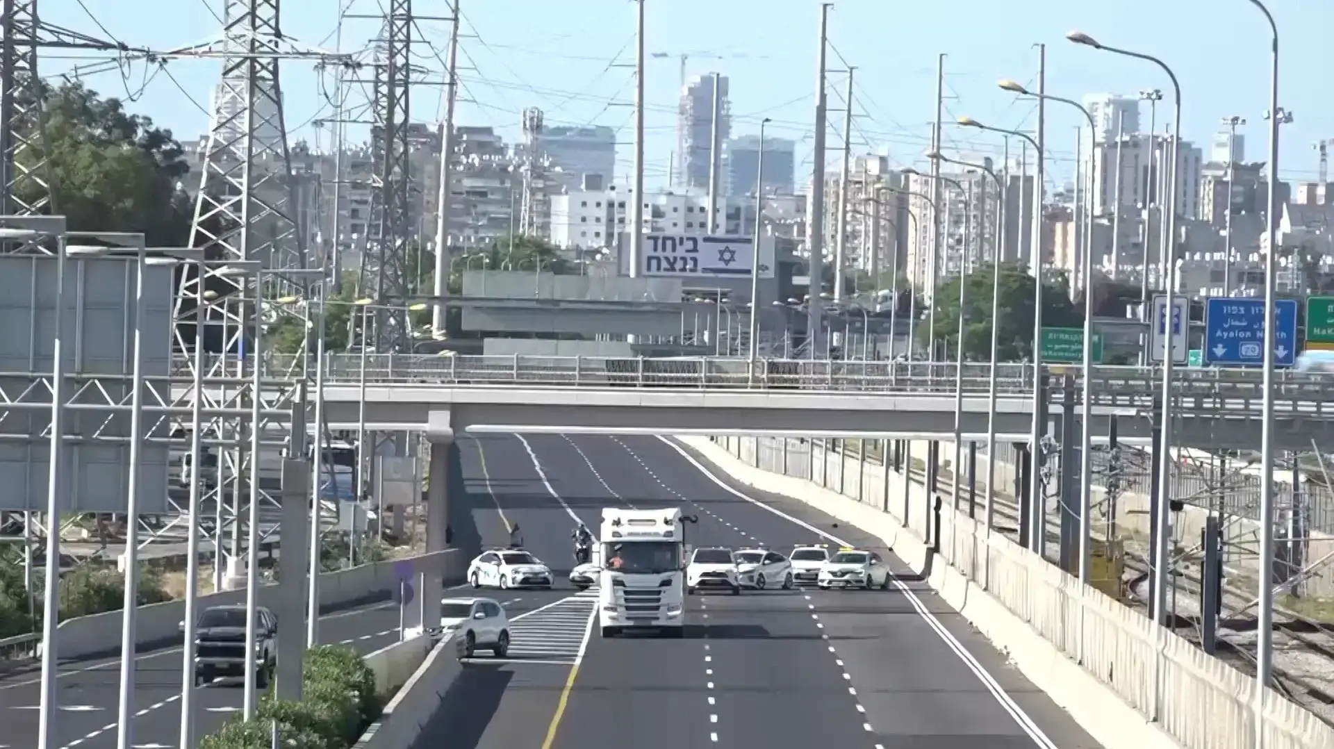 חסימת נתיבי איילון בשל העבודות להקמת גשר 30.05.24