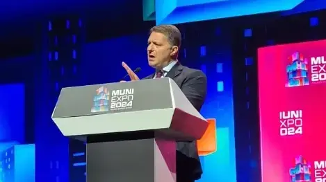 יו"ר מרכז השלטון המקומי חיים ביבס