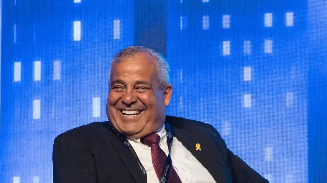 בני ביטון ראש עיריית דימונה בוועידת מרכז השלטון המקומי