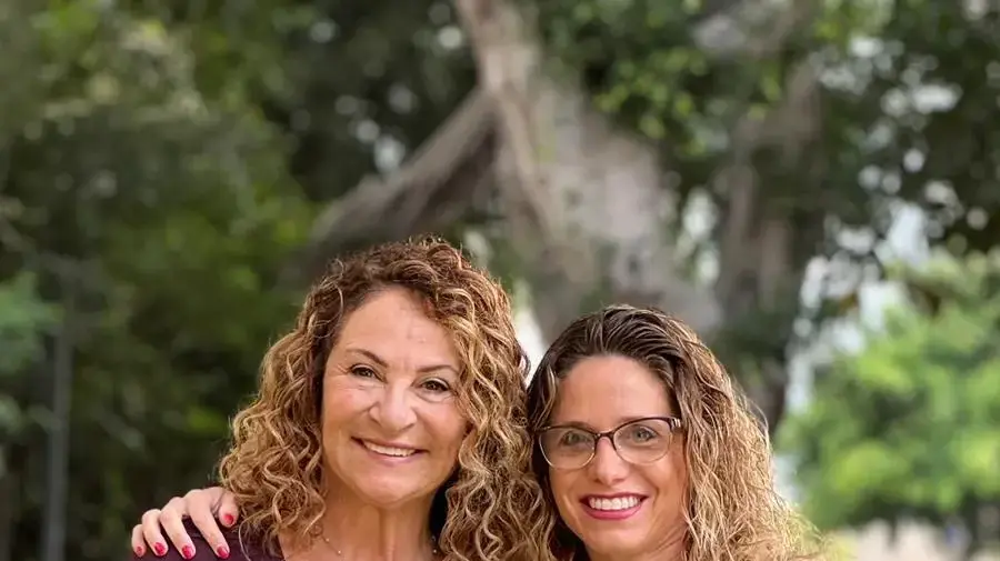 מימין לשמאל: מיכל חודרלנד, דליה מנטבר