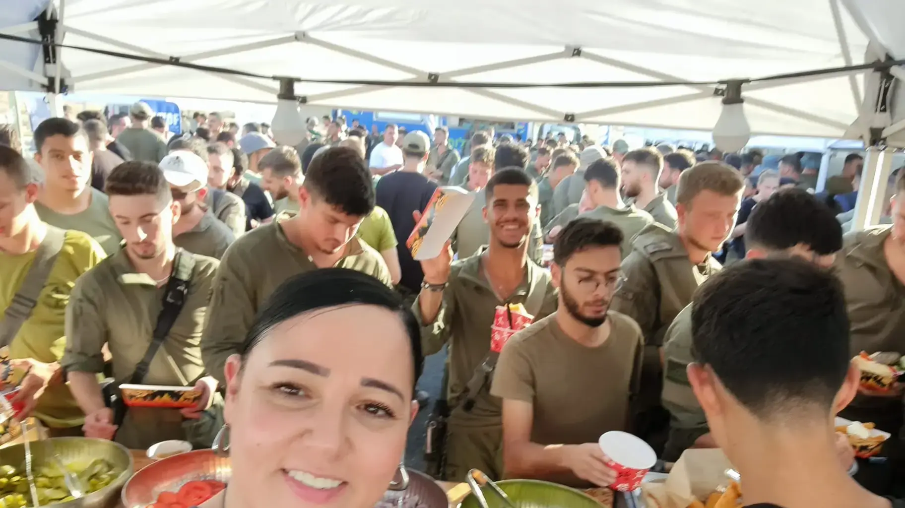 האגודה למען החייל סניף דרום משמחים את חיילי צ״הל